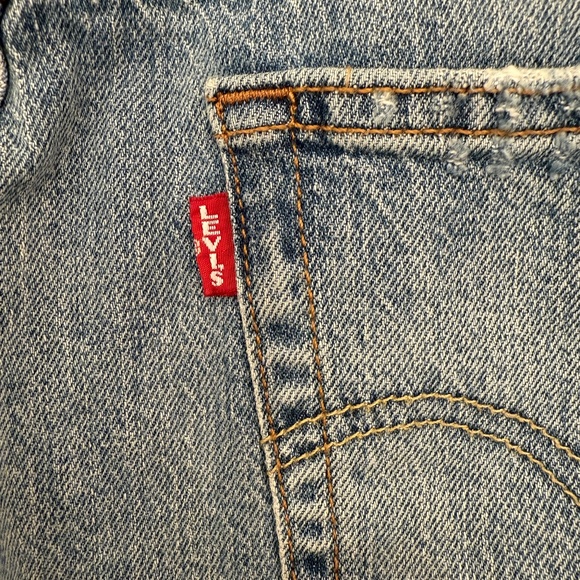 Levi’s 501 Women’s Jeans Size 29x26 Distressed, Big E, Ankle-Length Button Fly - Picture 2 of 14